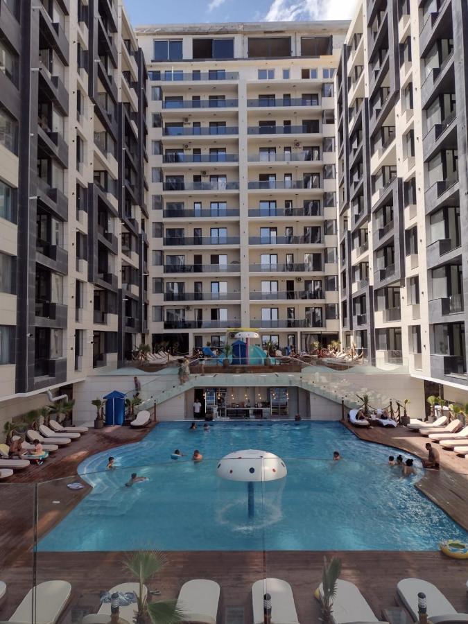 Ric Apartament Navodari Luaran gambar